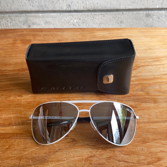 SMITH Other - Smith Serpico in White (limited edition release)